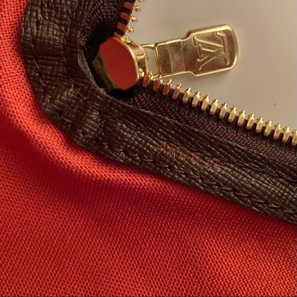 ⛔️SOLD⛔️Louis Vuitton Belem Damier Handbag PM - Picture 11 of 15